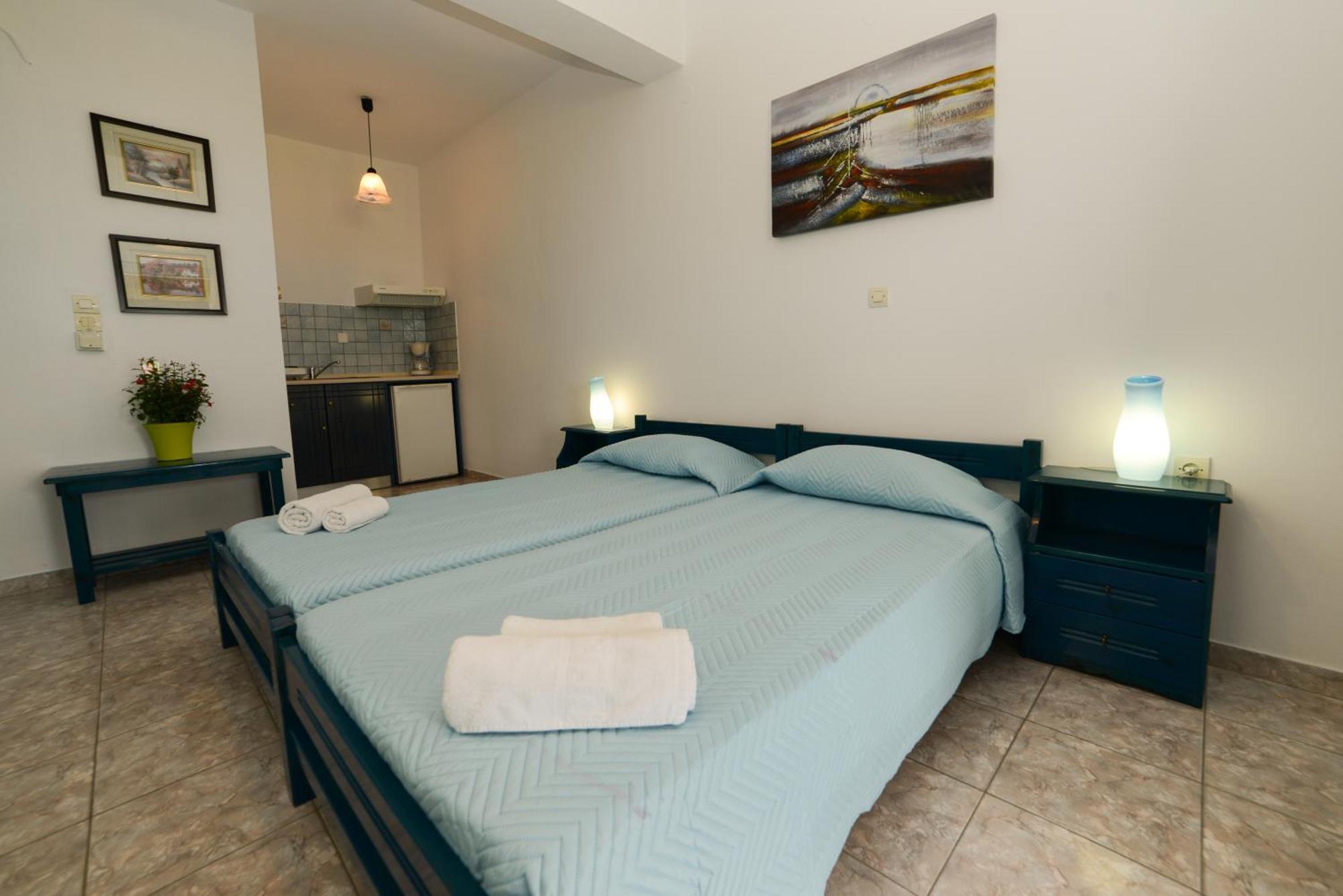 Hotel Dina - Ξενοδοχείο Ντινα Plati  Camera foto